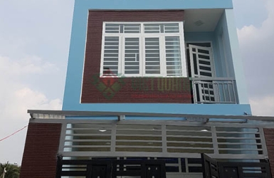 Xây nhà 3 tầng 5x14m của nhà anh Long tại Quận 12